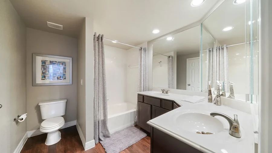River Pointe Apartments