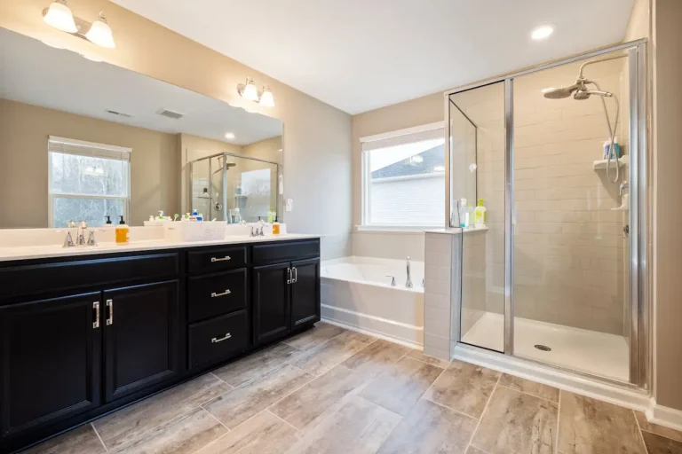 Conroe Apartments with Walk-In Showers