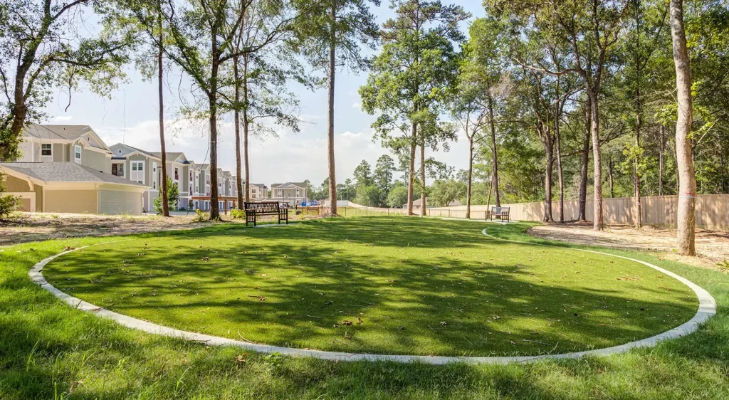 Ariza Westview Apartments with Picnic Area