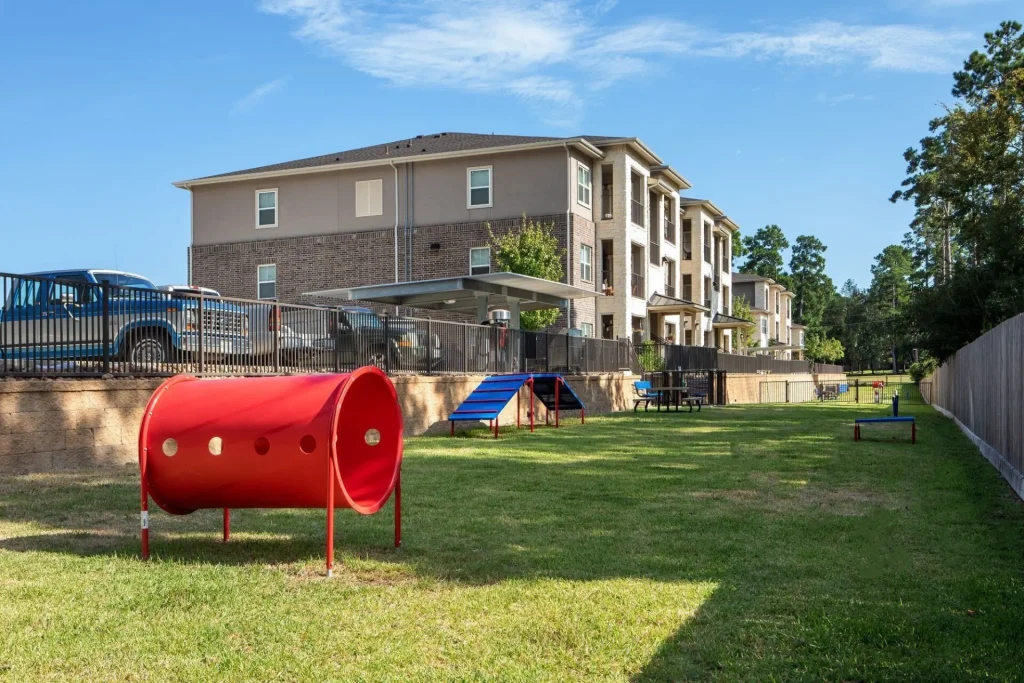 Hilltops Apartments Dog Park