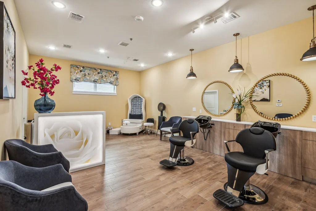 The Lakes at Woodhaven Village Apartments Spa